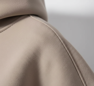 เสื้อฮู้ดดี้ผ้าฝ้ายย้อมสีพื้น ผลิตจากโรงงานขายส่ง ทรงหลวม ไหล่ตก ผ้าหนา กันยับ - Product Image 2