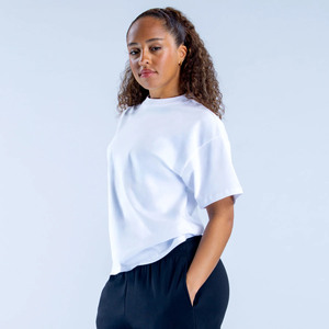 Camisetas blancas de alta calidad para mujer, 100% de algodón, venta al por mayor, logotipo personalizado, camisetas deportivas y deportivas transpirables de secado rápido para mujer - Product Image 4