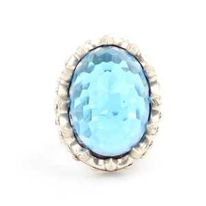 Grande bague en argent avec pierre précieuse aquamarine facettée sertie clos, bijou élégant pour mariage ou usage quotidien - Product Image 5