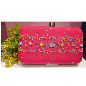 Cartera de flores bordadas con cuentas hechas a mano, bolso de mano dorado de noche Formal para eventos, patrón geométrico - Product Image 5