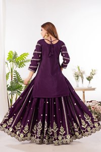 Salwar Kameez ชุดสูทผ้าไหมชาดาปักลายสำหรับงานแต่งงานแบบชาวปากีสถาน - Product Image 4