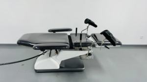 เตียงตรวจคลอดไฟฟ้าสำหรับสูตินรีเวชในโรงพยาบาล พร้อมฟังก์ชั่นหลากหลาย - Product Image 2