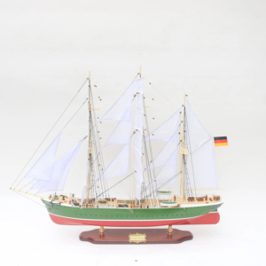 Maquette de voilier en bois RICKMER RICKMERS | Cadeau nautique fait main pour Noël, anniversaire et vacances - Product Image 6