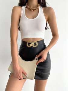 Personnalisé à la mode été solide mince côtelé court haut sans manches femmes col en v dos nu vert culture débardeurs pour les femmes - Product Image 3