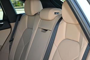 Macan 2021 USADO, Bajo Kilometraje, Motor en Buen Estado, Transmisión Automática, Techo Panorámico, Faros LED, Listo para Enviar - Product Image 6