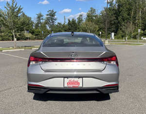 Hyundai Elantra SEL 2022 Estándar de Fábrica - Product Image 2