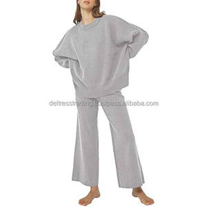 Premium femmes 2 Pc hiver ensembles poche mode dans pas cher prix de gros 330 et 550 GSM Designer survêtement lourd pour les femmes - Product Image 1