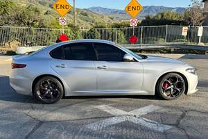 ALFA ROMEO GIULIA TI 2017 USADO, Volante a la Izquierda/Derecha - Product Image 2