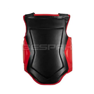 Protection de poitrine durable pour l'entraînement, conçue pour absorber les chocs, offrant confort et mobilité pendant la pratique. - Product Image 5
