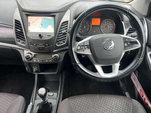 SsangYong Korando d'occasion LHD/RHD - Product Image 3