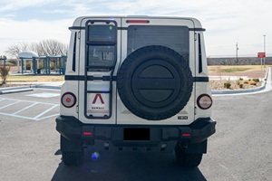 Grenadier Fieldmaster Edition 2024 USADO, Bajo Kilometraje, Motor en Buen Estado, Transmisión Automática, Techo Panorámico, Luces LED, Listo para Enviar - Product Image 5