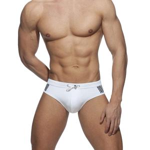 Slip <span class=keywords><strong>de</strong></span> <span class=keywords><strong>bain</strong></span> classique basique pour hommes <span class=keywords><strong>Maillot</strong></span> <span class=keywords><strong>de</strong></span> <span class=keywords><strong>bain</strong></span> bikini <span class=keywords><strong>rembourré</strong></span> <span class=keywords><strong>Maillot</strong></span> <span class=keywords><strong>de</strong></span> <span class=keywords><strong>bain</strong></span> triangle avec cordon <span class=keywords><strong>de</strong></span> serrage Board Surf Shorts Tronc - Product Image 4