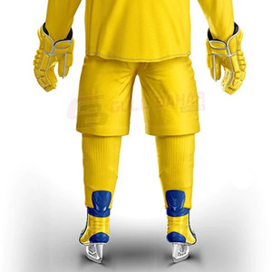 Ropa de hockey sobre hielo de estilo profesional con costuras reforzadas y rendimiento de absorción de humedad uniforme personalizable - Product Image 2