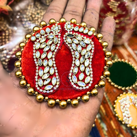 Élégant et Tendance : Statue de Shri Laxmi en Pierre (Charan Paduka) pour la Décoration de Diwali, Cadeau Religieux pour Laxmi, Idéal pour Diwali et Cérémonies Spéciales