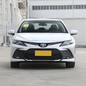 Sedán 2.5 Usado en Buen Estado, Dirección Hidráulica, Neumáticos R18, Interior Claro, Motor de 4L de Capacidad, Tracción AWD, Cuero - Product Image 1