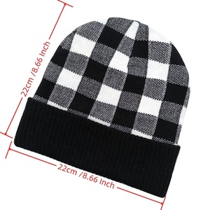 หมวกบีนนี่ถักแบบหนาของนักออกแบบที่หรูหราหมวกฤดูหนาวแบบปรับแต่งได้สำหรับทุกเพศกระดุมข้อมือเสื้อสีดำสีขาวสีส้มลายตารางหมากรุก - Product Image 5