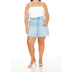 Short à empiècements de coupe régulière en denim et coton pour femmes, grande taille, short décontracté à taille haute, tissu de décoration de poche, OEM - Product Image 1