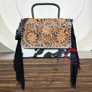 2025 concepteur de luxe Style usiné en cuir de vachette bandoulière et épaule femmes sac de messager avec poignée célèbre marque sacs à main - Product Image 1