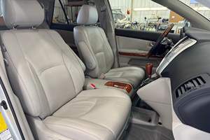 Increíble Lexus RX 350 2008 con Transmisión Automática, Tracción en las Cuatro Ruedas y 6 Cilindros - Product Image 4