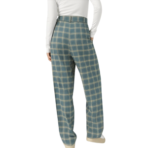 Bas Streetwear d'été élégant à la mode pour femmes Design personnalisé Lavable Durable Fabriqué au Vietnam Longueur au genou Stock prêt - Product Image 5