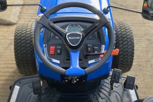 รถแทรกเตอร์ตักดินขนาดเล็ก Best Solis 26hst รุ่น HP50 ขาย - Product Image 2