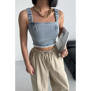 Top Corto de Mezclilla con Cierre y Tirantes, Estilo Bustier a la Moda - Product Image 4