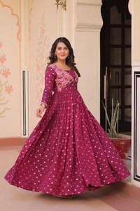 Choli estampado de ropa de fiesta y étnica india para mujer moderna con estilo tradicional Jequard de diseño propio - Product Image 3