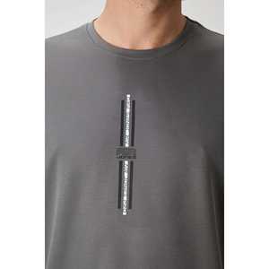 Camiseta de Jersey 100% Algodón Gris Oscuro para Hombre, Corte Holgado con Textura Gruesa y Diseño Estampado-88366 - Product Image 4