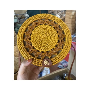 กระเป๋าหวายทรงกลมสไตล์วินเทจพร้อมที่จับหนังสีสันสดใสเปลือกหอยโคบาลสำหรับเป็นของขวัญของชำร่วยใช้ในฤดูร้อน - Product Image 5