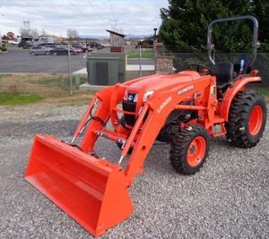 Tracteur KUBOTA L3901 - Product Image 1
