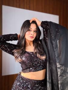 Femmes Lehenga Choli Dupatta Été Hiver Fête Traditionnelle Sequin Travail Faux Georgette Slim Fit Réversible Extensible - Product Image 2