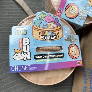 Nuevo Squishy Dumpling Arcoíris Misterioso y Divertido - Product Image 1