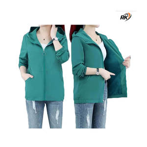 Manteau réversible décontracté de haute qualité pour hommes Logo personnalisé Service OEM Veste coupe-vent d'hiver à capuche en tissu tissé - Product Image 3