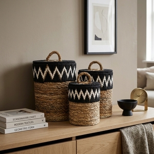 Ensemble de paniers en macramé en écorce de bananier naturelle, noir et blanc, avec couvercle en zigzag et poignée arquée, pour le rangement du linge, décoration et design artistique pur - Product Image 5