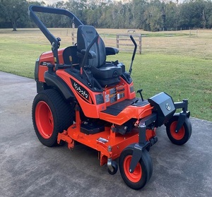 Kubota BX23S Industrial Grade Lawn Mower with 60-Inch Cutting Width 2-Stroke <b>Engine</b> <b>125cc</b> Displacement Petrol Power Source - Product Image 2