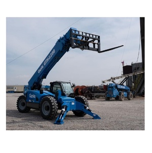 Chariot télescopique robuste Genie GTH 1256 avec cabine fermée climatisée et hauteur de levage de 56 pieds 3 pouces pour les travaux par tous les temps - Product Image 6