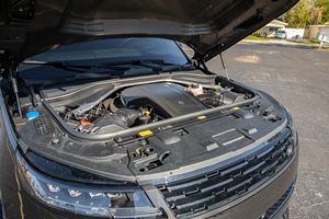 Raangge Rooverr 2024 Edición Sport SV Uno, Gasolina, Bajo Kilometraje - Product Image 6