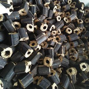 Vietnam Vente en gros Briquettes de riz pour le chauffage Prix compétitif Briquettes de riz bon marché - Product Image 5