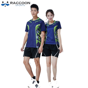 Tenues de tennis sur mesure, maillots et ensembles sportifs en gros pour adultes, séchage rapide, respirants, logo personnalisé par Raccoon Sports - Product Image 5