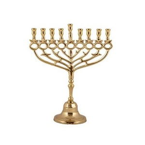 เชิงเทียน 9 แขน แบบมีด้ามจับ ทำจากอะลูมิเนียม รุ่นโมนาร์ช สีทองเหลืองโบราณ สำหรับงานแต่งงาน - Product Image 6