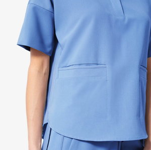 Ensemble de gommages médicaux pour femmes manches courtes et pantalons pour médecins infirmières esthéticiennes tissu givré OEM vêtements de clinique en gros - Product Image 2
