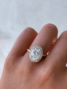 แหวนหมั้นทำจากทองคำ14K สีเหลืองทองที่ผ่านการรับรองจาก IGI เครื่องประดับงานแต่งงานสไตล์คลาสสิกสำหรับผู้หญิง - Product Image 5