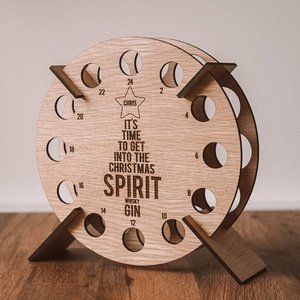 Bằng Gỗ Thủ Công Giá Rượu Vang Trong Giáng Sinh Hình Dạng Cây Với Khắc Trang Trí Vòng Hiển Thị Rượu Vang Tổ Chức Cho Trang Trí Nội Thất - Product Image 5