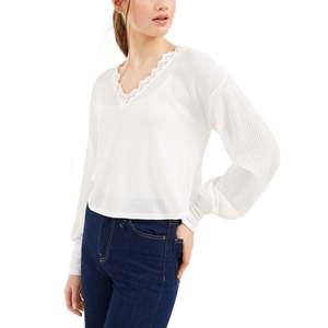 Love Fire di Topson Juniors: Top Termico Casual con Colletto Halter e Bordo in Pizzo, Bianco, Taglia Grande - Product Image 1