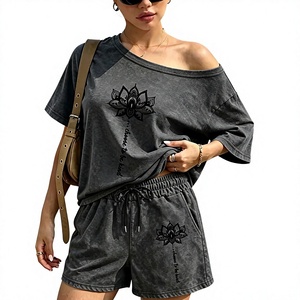 Conjunto de 2 Piezas para Hombre, 100% Algodón, Lavado Ácido, Camiseta y Pantalones Cortos con Efecto Desgastado y Asimétrico - Product Image 1