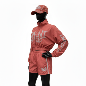 Conjunto Corto de Chaqueta Cortavientos de Poliéster de Alta Calidad para Mujer, Tela Suave, Logotipo de Transferencia de Calor de Cristal, Conjunto Corto de Chaqueta Cortavientos, Talla Grande - Product Image 4