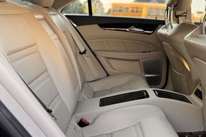 MERCEDES-BENZ CLS 63 S AMG d'occasion 2016, conduite à gauche/droite - Product Image 2