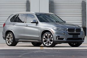 Excelente estado. BMW X5 xDrive35d Turbodiésel 2017 usado, con tracción en las cuatro ruedas. - Product Image 2