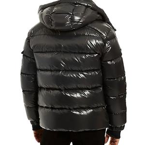 Veste d'hiver rembourrée brillante et chaude OEM avec logo personnalisé Fabrication de vestes légères en polyester à bulles brillantes - Product Image 2
