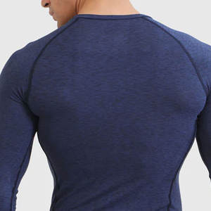 Camisas de compresión para hombre fabricadas en fábrica OEM/camisas de compresión para hombre de manga larga con embalaje personalizado - Product Image 5